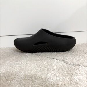 Croc Mellow Recovery Clogs Black M5/W7